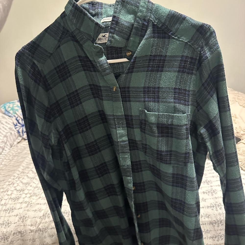 Hollister Men's Casual Green and Black Checkered Shirt